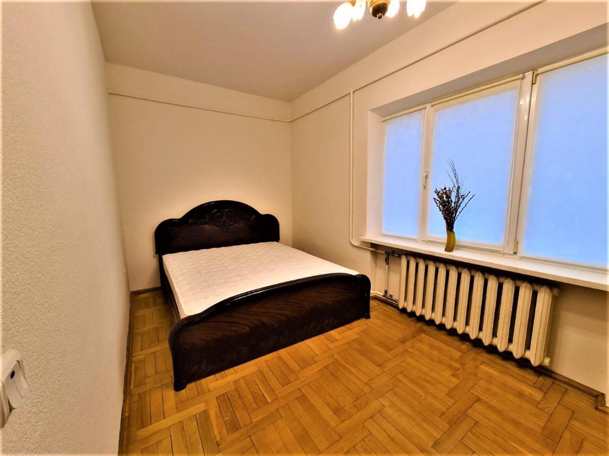 82-Avenue Apartment Chernivtsi Exterior foto